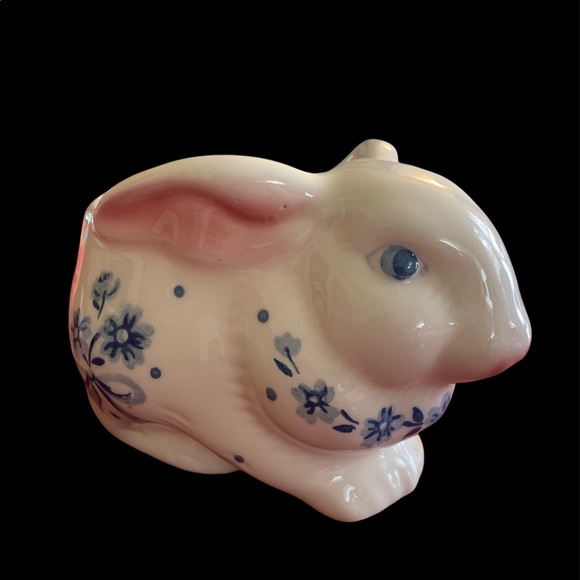 Avon Other - Avon Vintage Bunny Planter
